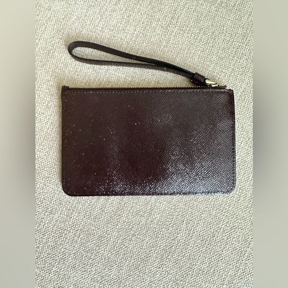 Coach wristlet like new condition plum - Picture 2 of 6